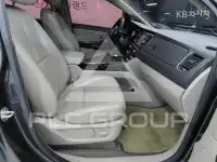 2016 KIA Carnival