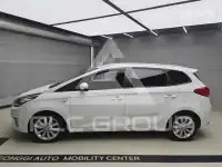 2016 KIA Carens