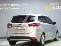 2016 KIA Carens