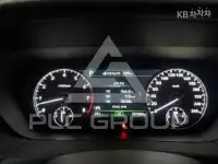 2016 Genesis G90