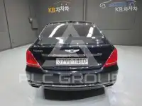 2016 Genesis G90