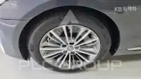 2016 Genesis G90