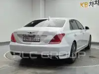 2016 Genesis G90
