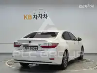 2016 Lexus ES