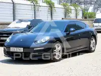 2016 Porsche Panamera