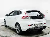 2016 Volvo V40