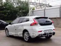 2016 Volvo V40