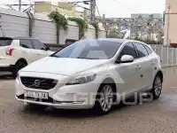 2016 Volvo V40