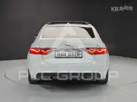2016 Jaguar XF