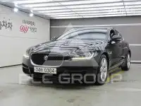 2016 Jaguar XE