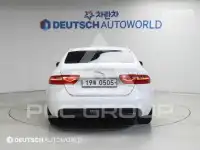 2016 Jaguar XE