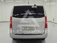 2017 Hyundai Starex