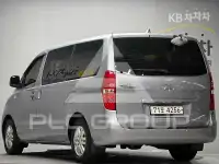 2017 Hyundai Starex