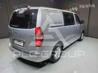 2017 Hyundai Starex