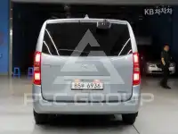2017 Hyundai Starex
