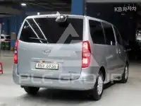 2017 Hyundai Starex