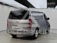 2017 Hyundai Starex