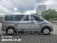 2017 Hyundai Starex