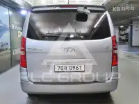 2017 Hyundai Starex