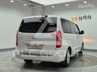 2017 Hyundai Starex