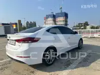 2017 Hyundai Avante