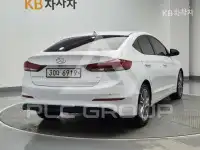 2017 Hyundai Avante
