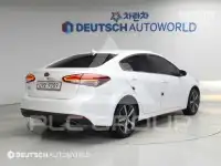 2017 KIA K3