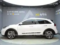 2017 KIA Niro