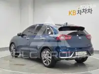 2017 KIA Niro