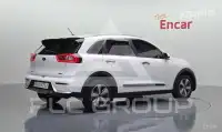 2017 KIA Niro