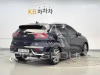 2017 KIA Niro