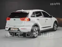 2017 KIA Niro