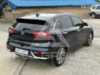 2017 KIA Niro
