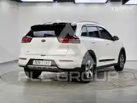 2017 KIA Niro