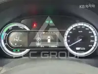 2017 KIA Niro