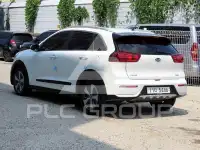 2017 KIA Niro