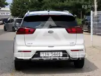 2017 KIA Niro
