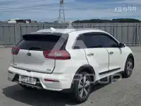 2017 KIA Niro
