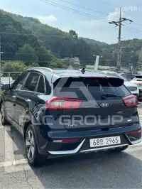 2017 KIA Niro