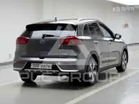 2017 KIA Niro