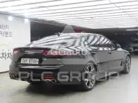 2017 KIA Stinger