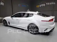 2017 KIA Stinger