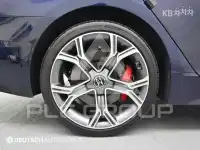 2017 KIA Stinger