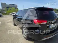 2017 KIA Carnival