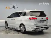 2017 KIA Carnival