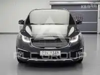 2017 KIA Carnival