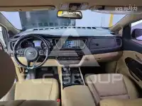 2017 KIA Carnival