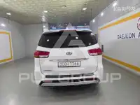 2017 KIA Carnival