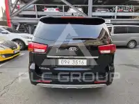 2017 KIA Carnival
