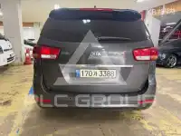 2017 KIA Carnival